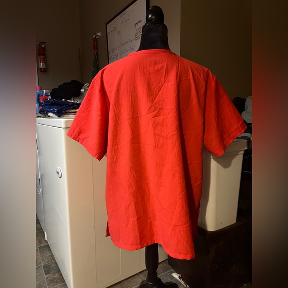 SCRUB TOP (Customize It) - Picture 4 of 4